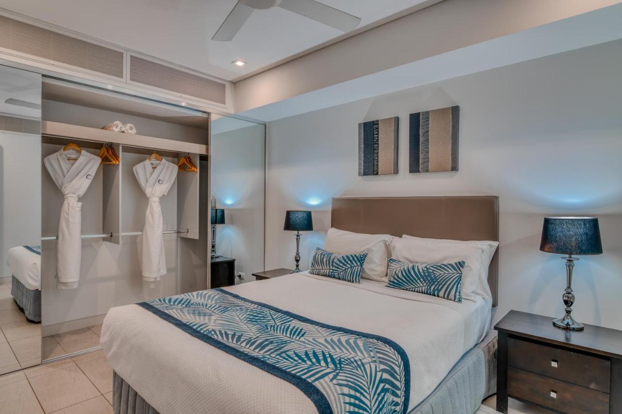 Coconut Grove Aparthotel Port Douglas Exterior photo