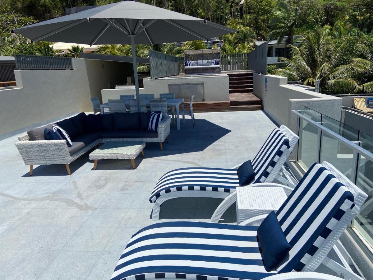 Coconut Grove Aparthotel Port Douglas Exterior photo