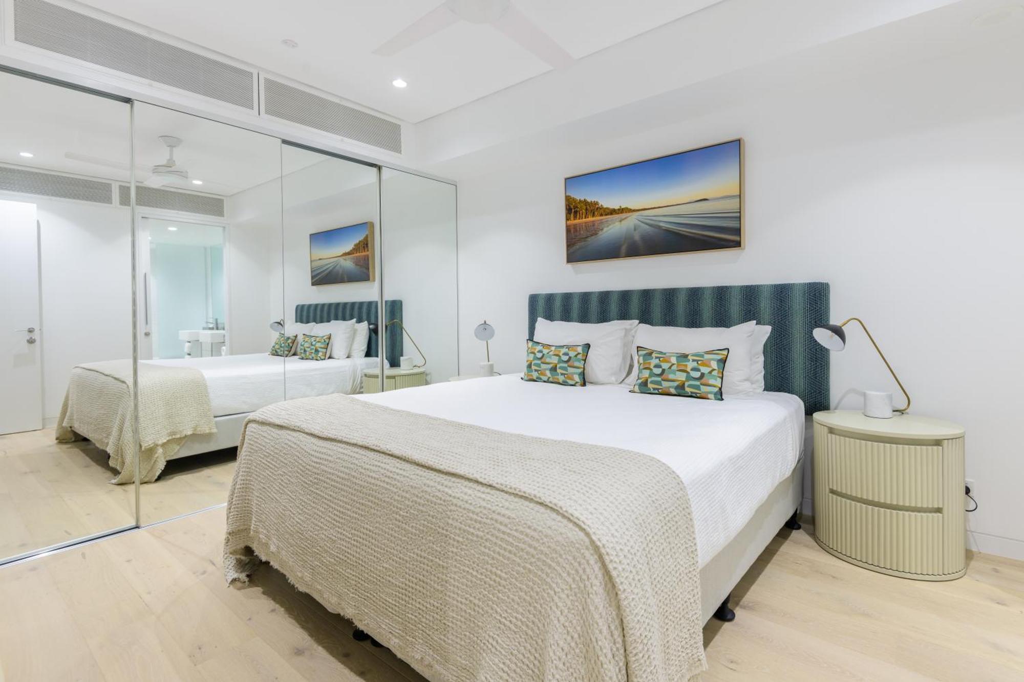 Coconut Grove Aparthotel Port Douglas Exterior photo