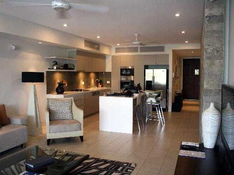 Coconut Grove Aparthotel Port Douglas Exterior photo
